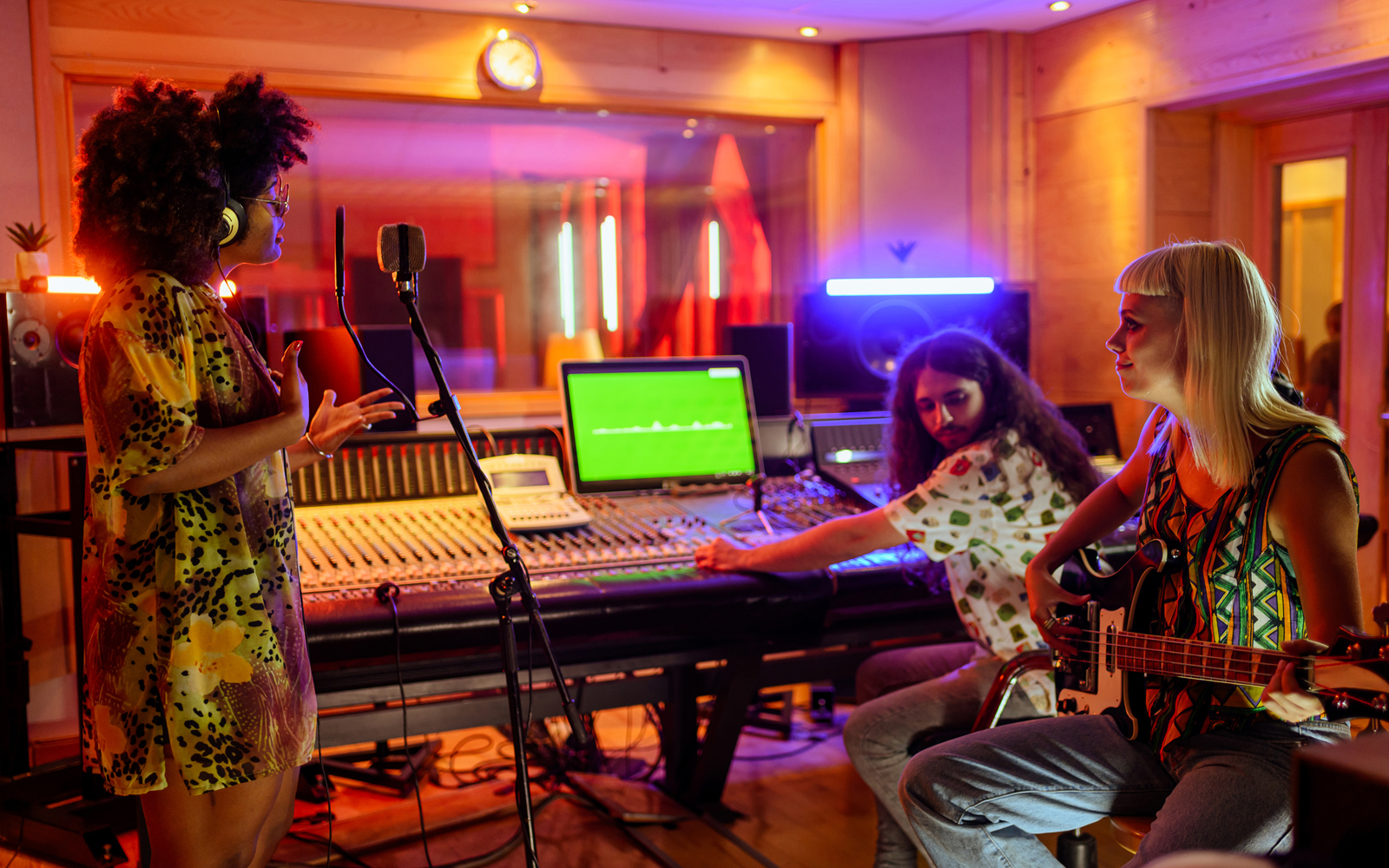 Ultimate Guide How to Hire Session Musicians at Great British Musicians